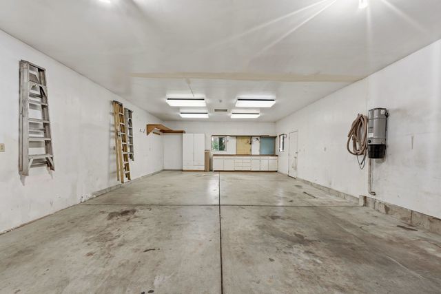 8126 N COLTON St, Spokane, WA 99208