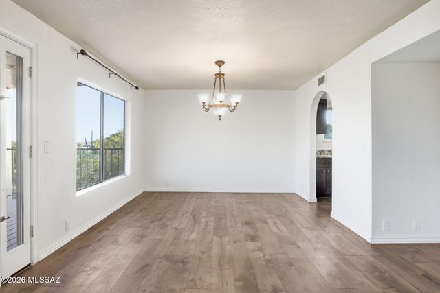6482 Sun Circle E, Tucson, AZ 85750