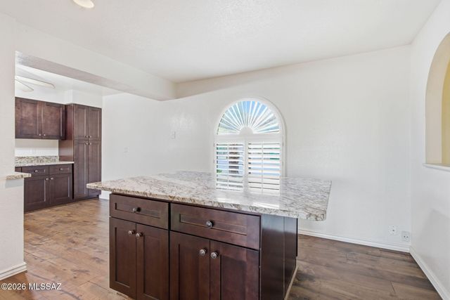 6482 Sun Circle E, Tucson, AZ 85750