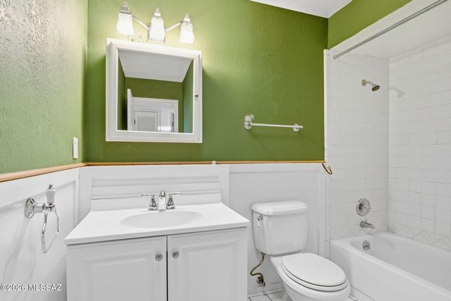 6482 Sun Circle E, Tucson, AZ 85750