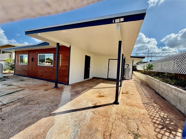 94-330 Kipou Street, Waipahu, HI 96797