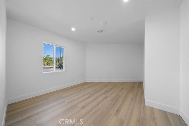 8326 Greenpoint, Riverside, CA 92503