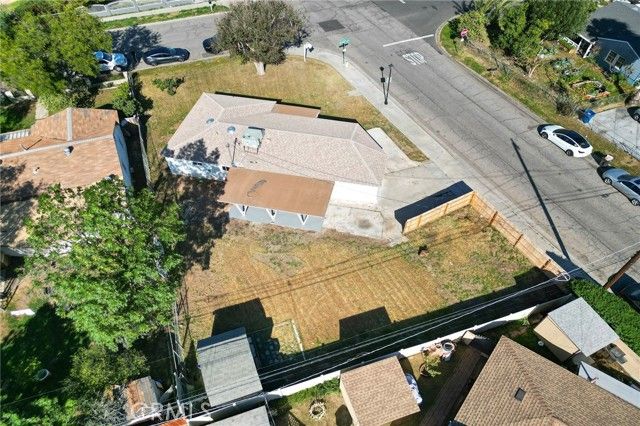 8326 Greenpoint, Riverside, CA 92503