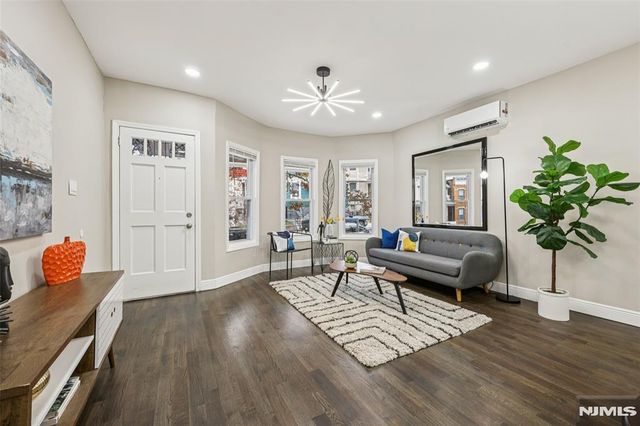 299 Claremont Avenue, Jersey City, NJ 07305