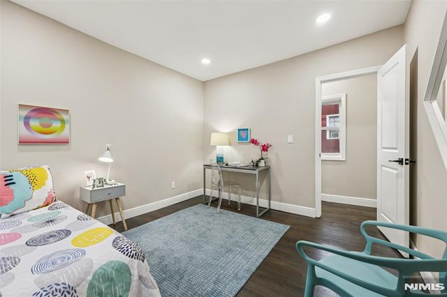 299 Claremont Avenue, Jersey City, NJ 07305