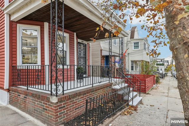 299 Claremont Avenue, Jersey City, NJ 07305