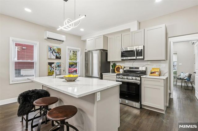 299 Claremont Avenue, Jersey City, NJ 07305