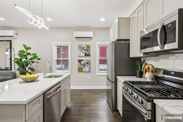 299 Claremont Avenue, Jersey City, NJ 07305