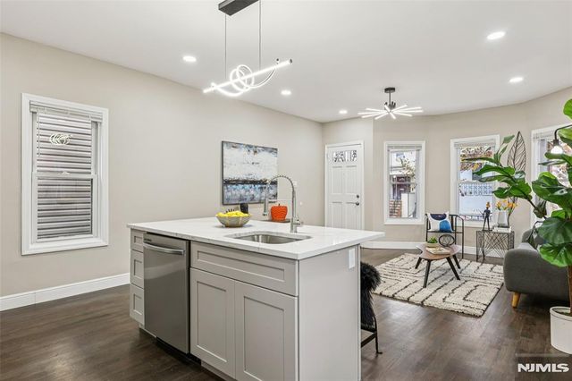 299 Claremont Avenue, Jersey City, NJ 07305