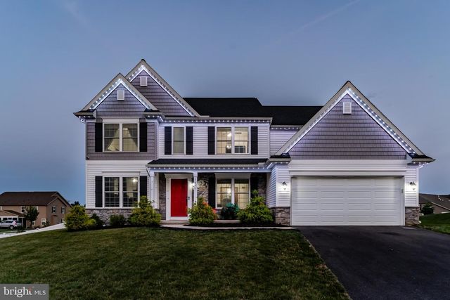 100 S MOUNTAIN DR, Carlisle, PA 17013