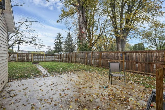 392 Arlington Avenue, Newark, OH 43055