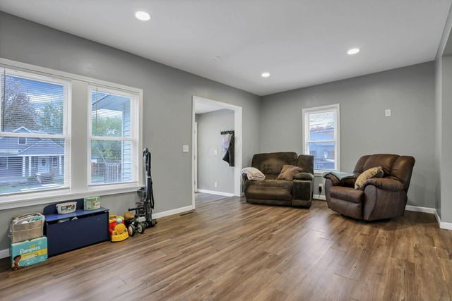 392 Arlington Avenue, Newark, OH 43055