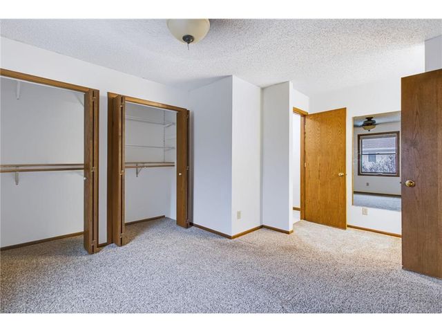 911 Grandview Drive, Hudson, WI 54016