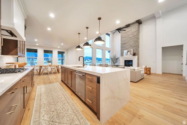 316 N AMBER LN, Layton, UT 84041