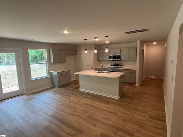 100 Huff Drive, Greenville, SC 29611