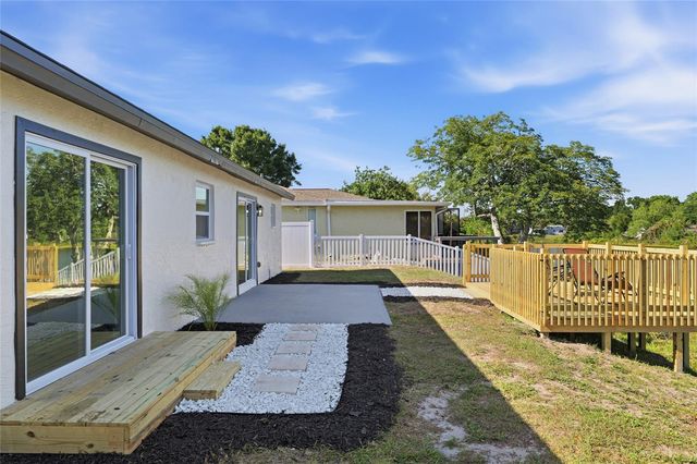 1423 CHESTERFIELD DRIVE, Dunedin, FL 34698