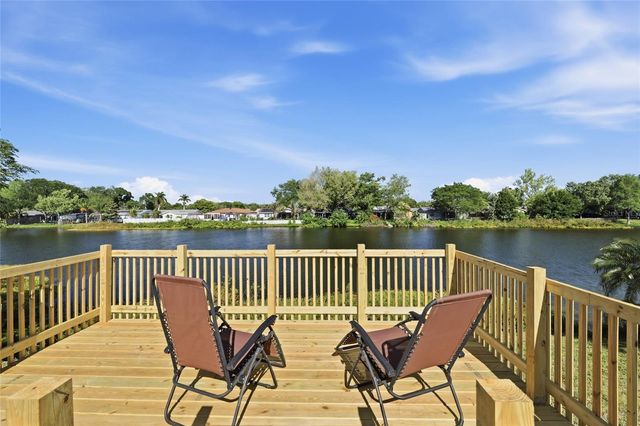 1423 CHESTERFIELD DRIVE, Dunedin, FL 34698