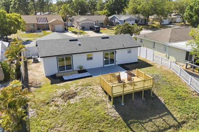 1423 CHESTERFIELD DRIVE, Dunedin, FL 34698