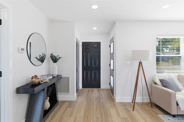 1423 CHESTERFIELD DRIVE, Dunedin, FL 34698