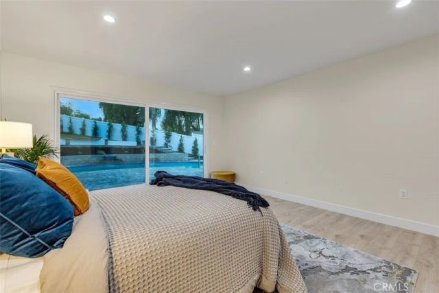 5115 Rigoletto Street, Woodland Hills, CA 91364