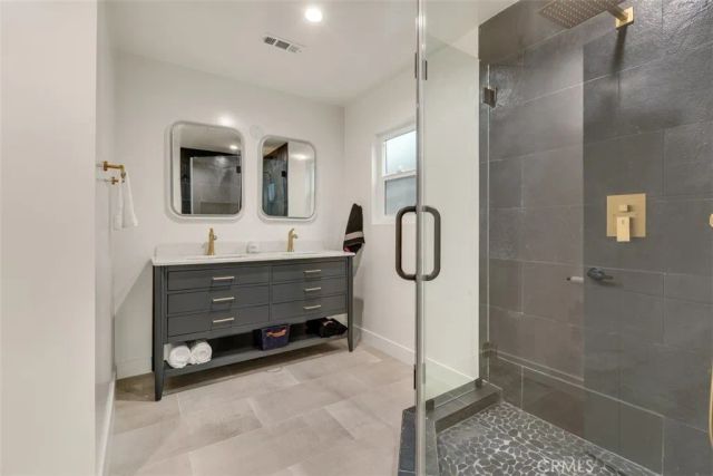 5115 Rigoletto Street, Woodland Hills, CA 91364