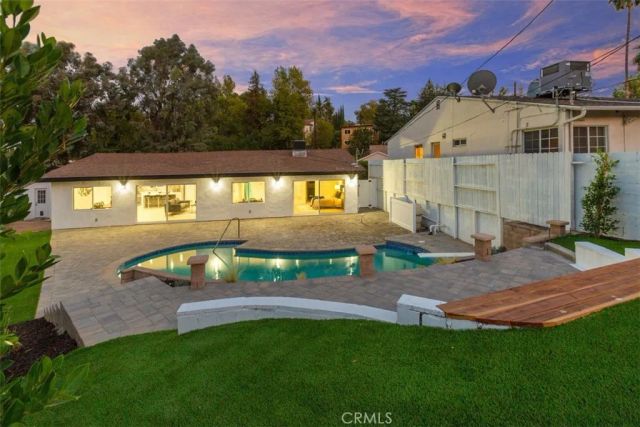 5115 Rigoletto Street, Woodland Hills, CA 91364