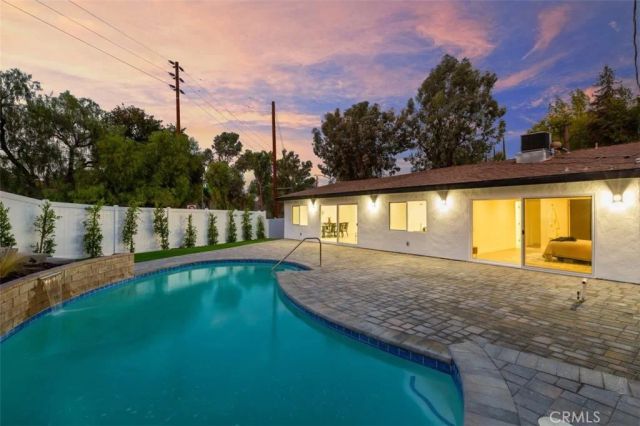 5115 Rigoletto Street, Woodland Hills, CA 91364