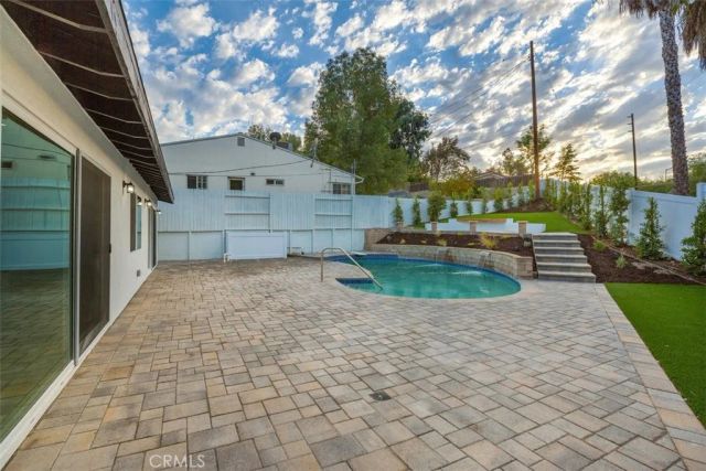 5115 Rigoletto Street, Woodland Hills, CA 91364