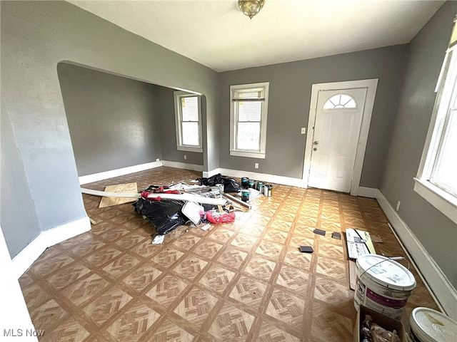 4501 Hyde Avenue, Cleveland, OH 44118