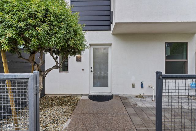 325 E CORONADO Road 8, Phoenix, AZ 85004