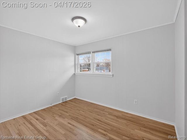 1274 Nancywood Drive, Waterford, MI 48327