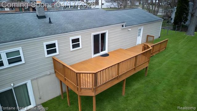 1274 Nancywood Drive, Waterford, MI 48327