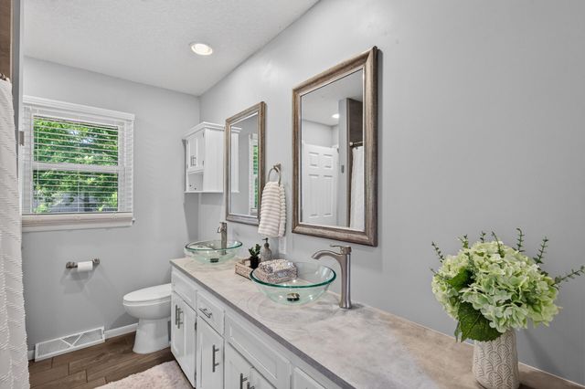15210 Saint Francis Boulevard NW, Anoka, MN 55303