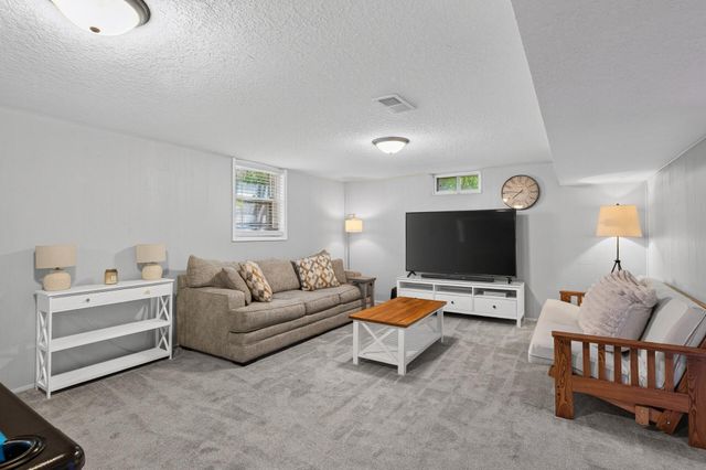 15210 Saint Francis Boulevard NW, Anoka, MN 55303
