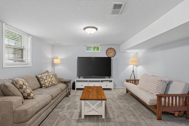 15210 Saint Francis Boulevard NW, Anoka, MN 55303