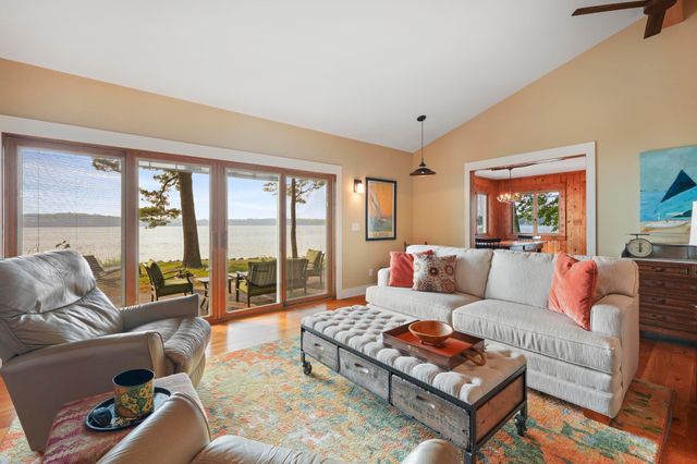 620 Lakewood Road, Long Lake Twp, MI 49685