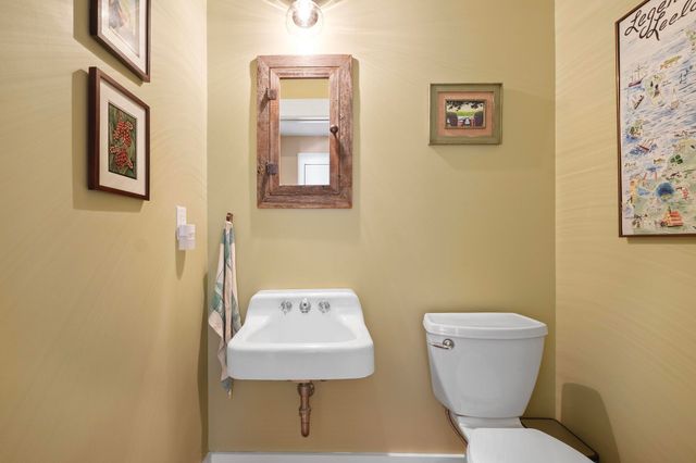 620 Lakewood Road, Long Lake Twp, MI 49685