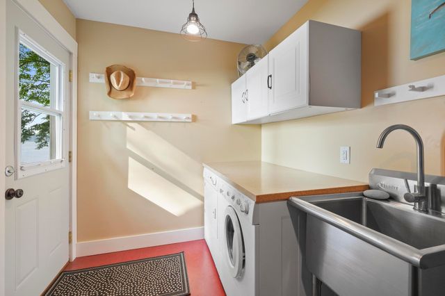 620 Lakewood Road, Long Lake Twp, MI 49685