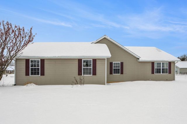 6189 Clover Meadows Avenue, Pavilion Twp, MI 49088