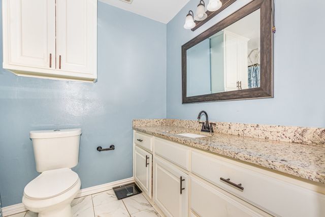 1642 Ash Street, Grand Prairie, TX 75050