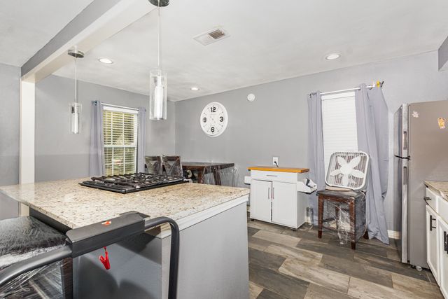 1642 Ash Street, Grand Prairie, TX 75050