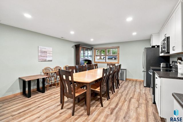 4101 S Thunderbird Trl Trail, Sioux Falls, SD 57103