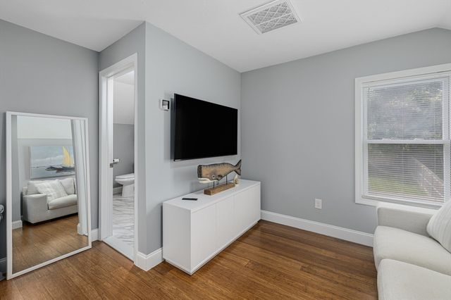 69 Denver St, Fall River, MA 02721