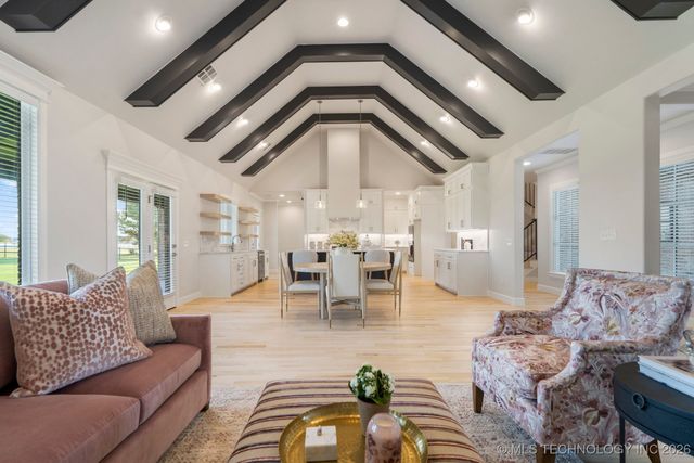 207 W 172nd Street S, Mounds, OK 74047