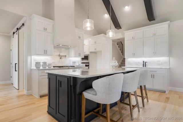 207 W 172nd Street S, Mounds, OK 74047