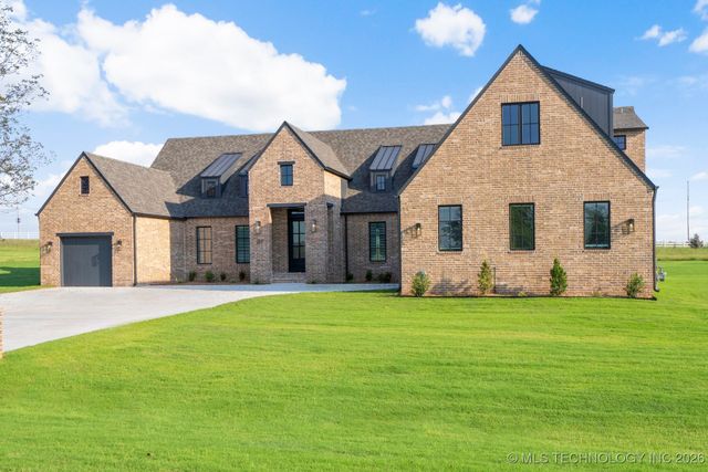 207 W 172nd Street S, Mounds, OK 74047