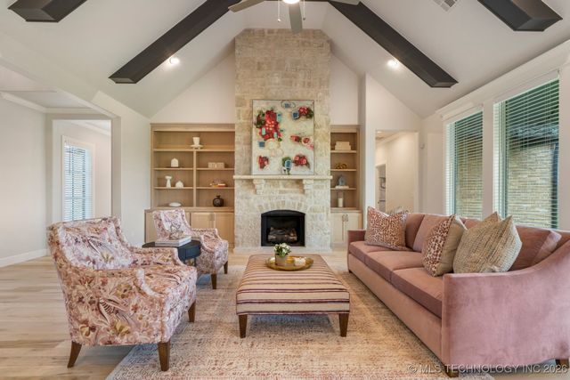 207 W 172nd Street S, Mounds, OK 74047