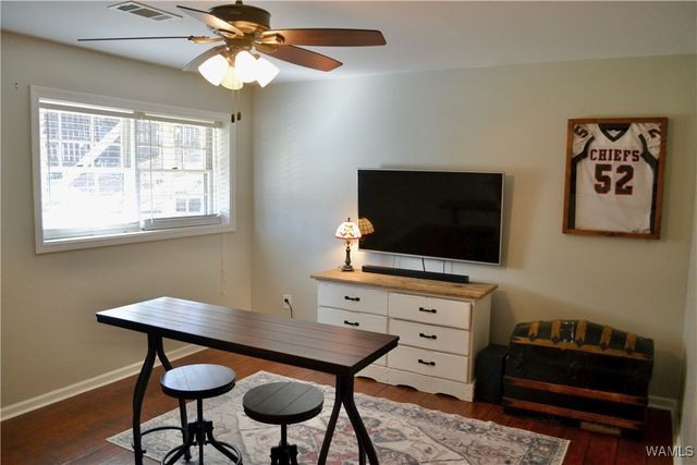 5302 Lakehurst, Northport, AL 35473