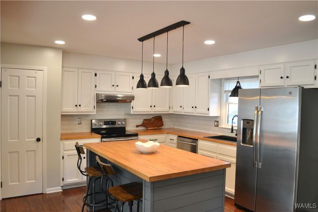 5302 Lakehurst, Northport, AL 35473