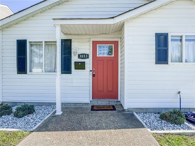 3853 Sugar Creek CIR, Portsmouth, VA 23703